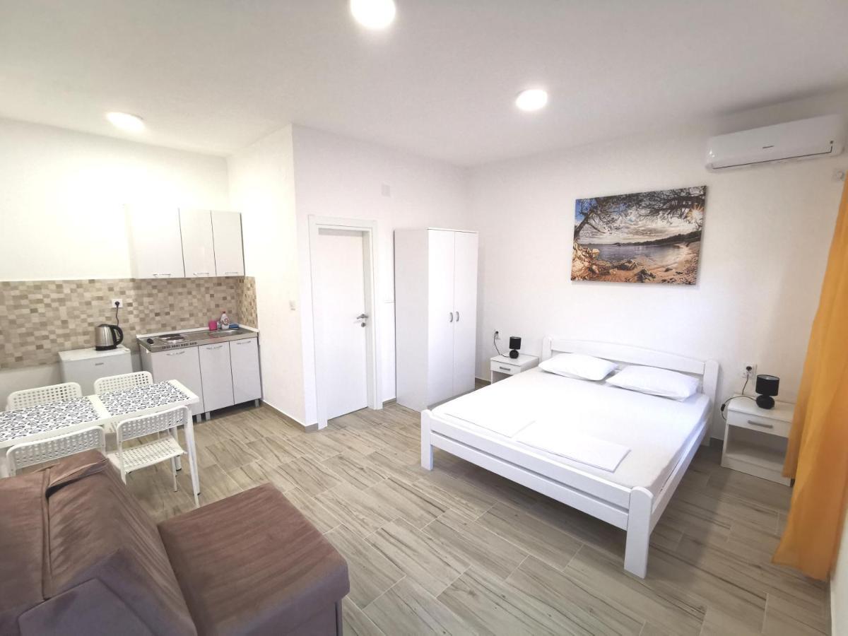 Dorija Apartment เซเลนิกา ภายนอก รูปภาพ